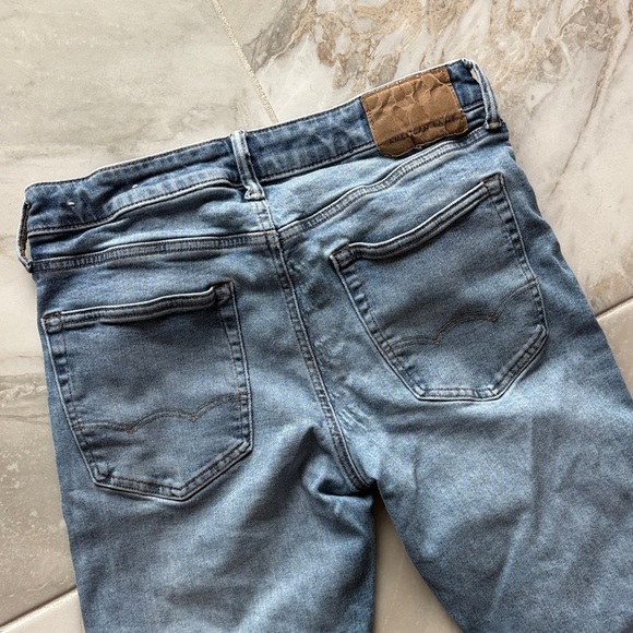 American Eagle Outfitters AIRFLEX 31x30 Denim Jeans - Picture 4 of 7